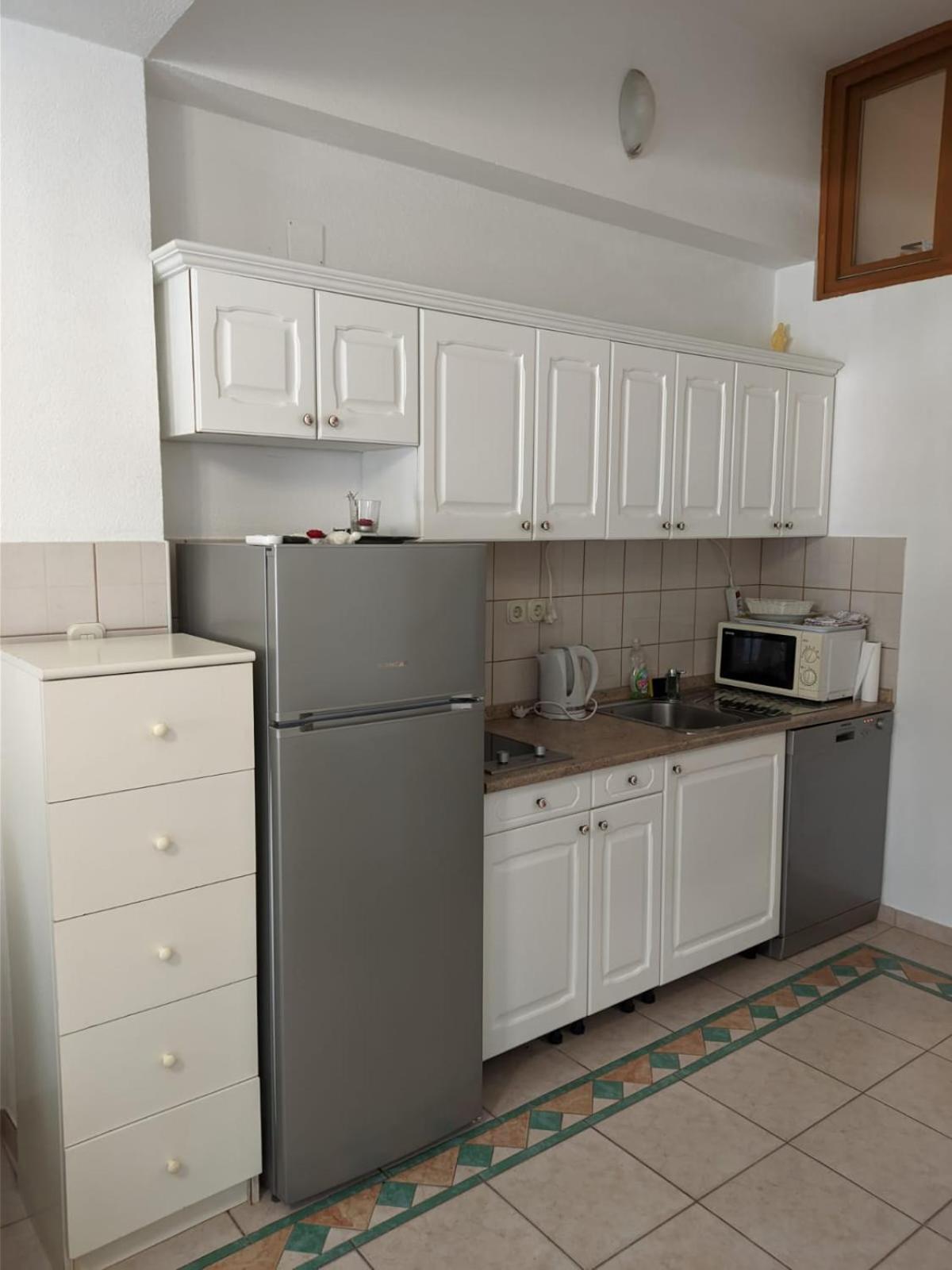 Apartmani 'Saraena' Baška Voda Quarto foto